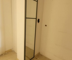 Specchio telaio nero 250x45×3cmq