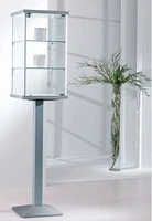 Vetrina in Cristallo Temperato con Piantana in Metallo - dimensioni(45X45X h194) serie Alldes  Made