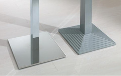 Vetrina in Cristallo Temperato con Piantana in Metallo - dimensioni(45X45X h194) serie Alldes  Made  - 4