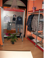 SCAFFALATURA PER ABITI COMPLETA LUNGHEZZA 3,00 MT , H 250 CM , PROF, 40 CM CON 2 LIVELLI DI APPENDER - 5