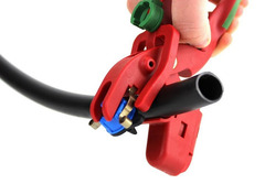 Pinza Foratubo Drip Clip per l' Inserimento di Gocciolatori D.16-23 mm Irritec - 2