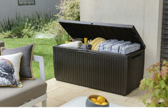 BAULE SPRING IN RESINA 123x53,5x57H cm