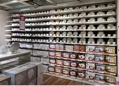 Scaffale da negozio  murale  L 133, H 200 , Prof. 40 CM, base + 4 ripiani - 3