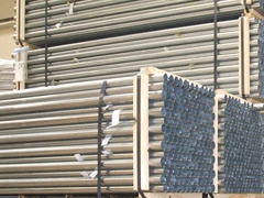 Palo Tubolare Tondo Verde Diametro 48mm - Altezza Palo 230 cm - Completo di 3 Collari per Fissaggio - 4