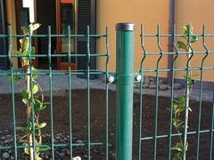Palo Tubolare Tondo Verde Diametro 48mm - Altezza Palo 130 cm - Completo di 3 Collari per Fissaggio - 5