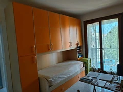 VILLA A SCHIERA RISTRUTTURATA CON MONOLOCALE E DOPPIO GIARDINO – COMFORT, TECNOLOGIA E DESIGN IN CLASSE ENERGETICA A2 - 4