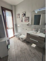 VILLA A SCHIERA RISTRUTTURATA CON MONOLOCALE E DOPPIO GIARDINO – COMFORT, TECNOLOGIA E DESIGN IN CLASSE ENERGETICA A2 - 8