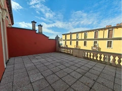 Trilocale in affitto a Milano Porta Romana Via Spartaco (affitto mensile)