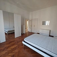 Quadrilocale in affitto a Milano Porta Romana Via Spartaco ( affitto mensile )