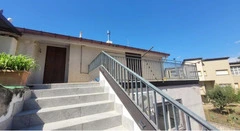 Affittasi Appartamento appena ristrutturato 120mq quarto piano con ingresso indipendente
