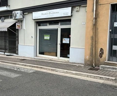 Affittasi locale commerciale 70mq in via roma 9 - ottima posizione