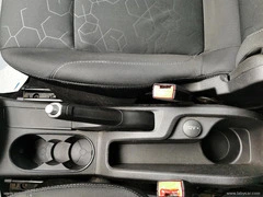 Ford B-Max 1.5 TDCi 75 CV - 13