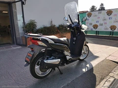 HONDA SH 300 - 3