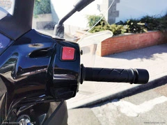 HONDA SH 300 - 9
