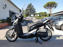 HONDA SH 300 - 11
