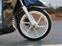 HONDA SH 300 - 17