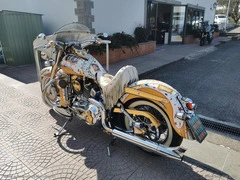 HARLEY-DAVIDSON Softail Deluxe - 4