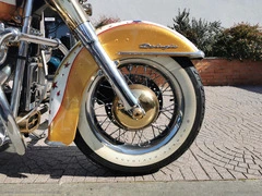 HARLEY-DAVIDSON Softail Deluxe - 15