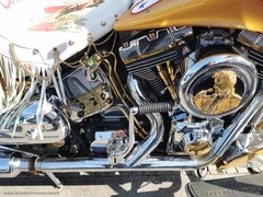 HARLEY-DAVIDSON Softail Deluxe - 26