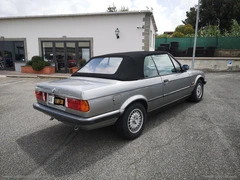 BMW 320i Cabrio L - 2