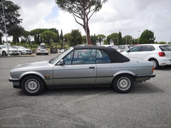 BMW 320i Cabrio L - 27