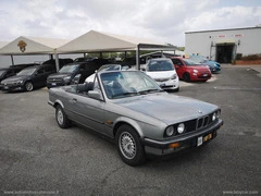 BMW 320i Cabrio L - 31