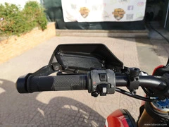 DUCATI Hypermotard 939 - 8