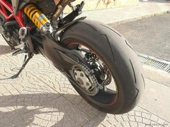 DUCATI Hypermotard 939 - 23