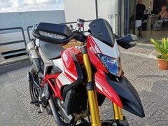 DUCATI Hypermotard 939 - 29
