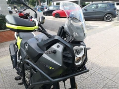 QJMOTOR SVT 650 X - 7