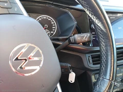 VOLKSWAGEN T-Cross 1.0 TSI - 9