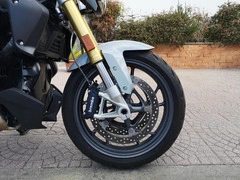 BMW R 1250 R - 16