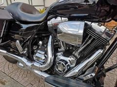 HARLEY-DAVIDSON FLTRXS Road Glide 1690 - 31