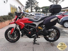 DUCATI Hyperstrada 939 - 12