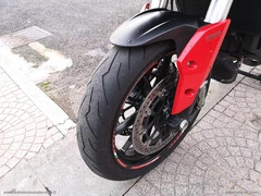 DUCATI Hyperstrada 939 - 22