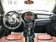 MINI Mini Cooper D Cabrio - 9