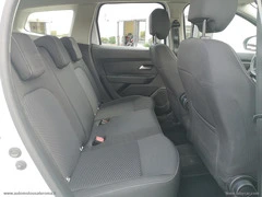 DACIA Duster 1.6 SCe GPL 4x2 Essential - 28