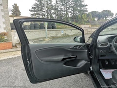 OPEL Corsa 1.2 Coupé b-Color - 14