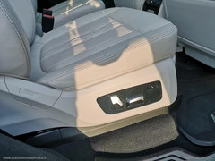 BMW X7 xDrive40d 48V IVA DEDUCIBILE - 35