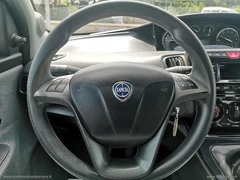 LANCIA Ypsilon 1.2 69 CV 5p. GPL Ecochic Gold - 6