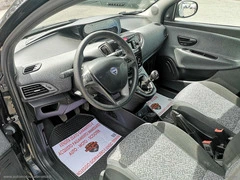 LANCIA Ypsilon 1.2 69 CV 5p. GPL Ecochic Gold - 15