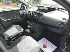 LANCIA Ypsilon 1.2 69 CV 5p. GPL Ecochic Gold - 24