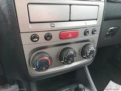 ALFA ROMEO 147 1.9 JTD 120CV - 12