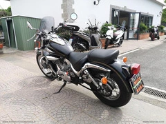SUZUKI VL Intruder 250 - 4