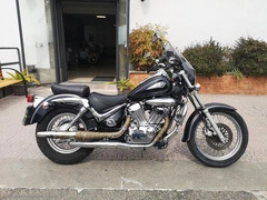 SUZUKI VL Intruder 250 - 17