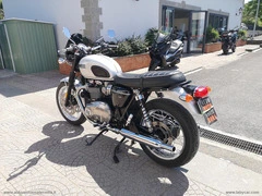 TRIUMPH Bonneville T 120 - 4