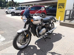 TRIUMPH Bonneville T 120 - 5