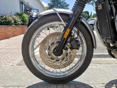 TRIUMPH Bonneville T 120 - 12