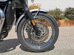 TRIUMPH Bonneville T 120 - 17