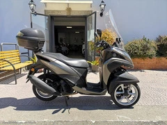 YAMAHA Tricity 155 - 16